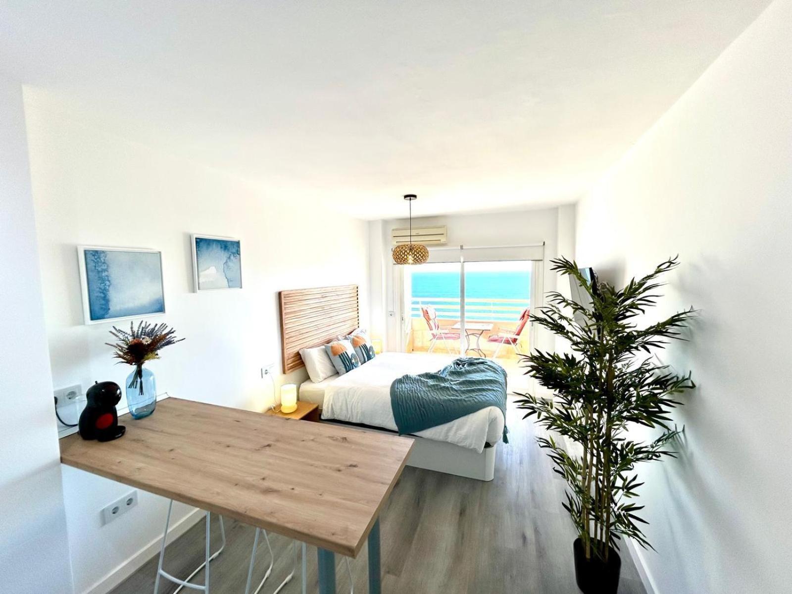 Stella Maris - Amazing Frontal Sea Views With Pool & Terrace By 10Tosea Apartment ฟูเอนฮิโรลา ภายนอก รูปภาพ